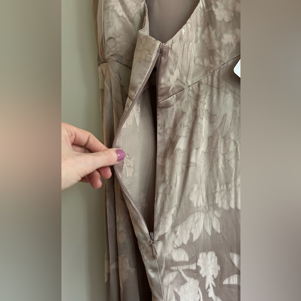NWT AZAZIE Gabrielle Taupe Satin Jacquard Maxi Dress Formal Bridesmaid Prom Sz 8 - Picture 9 of 12